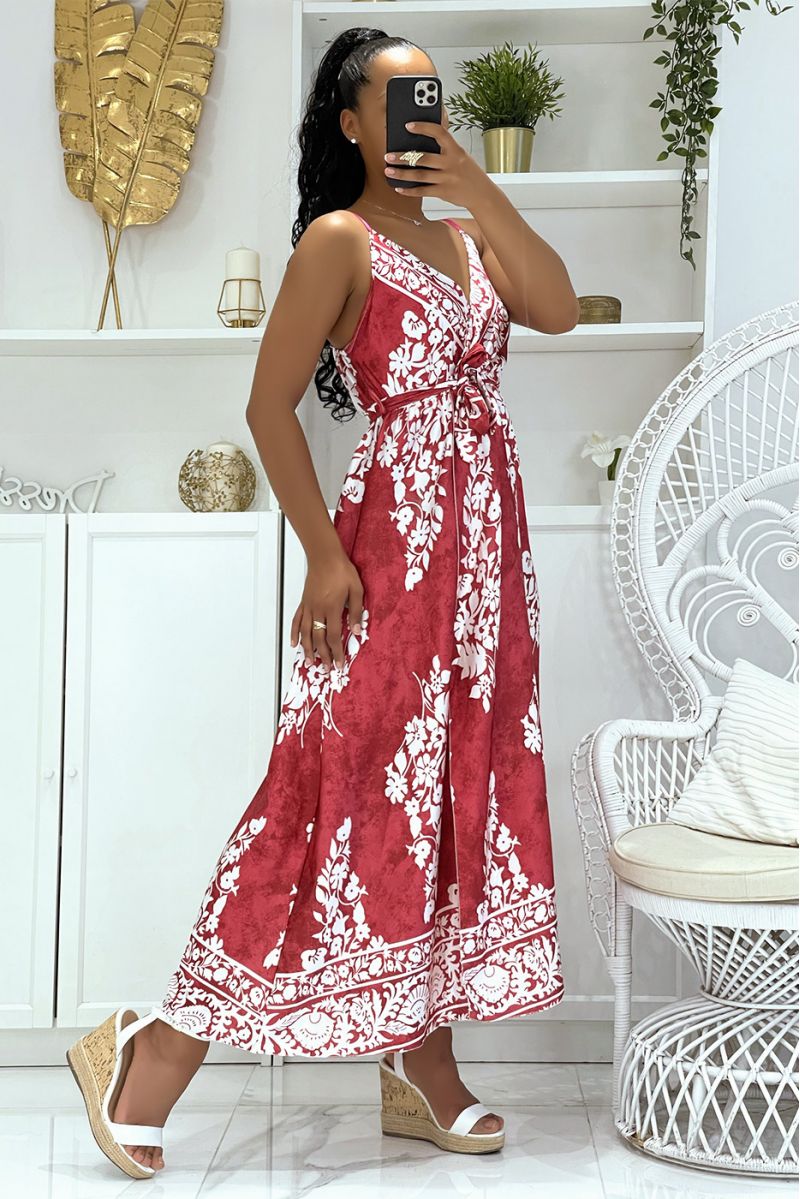 Long burgundy satin wrap dress with thin V-neck straps and pretty floral pattern on tie and die print - 4
