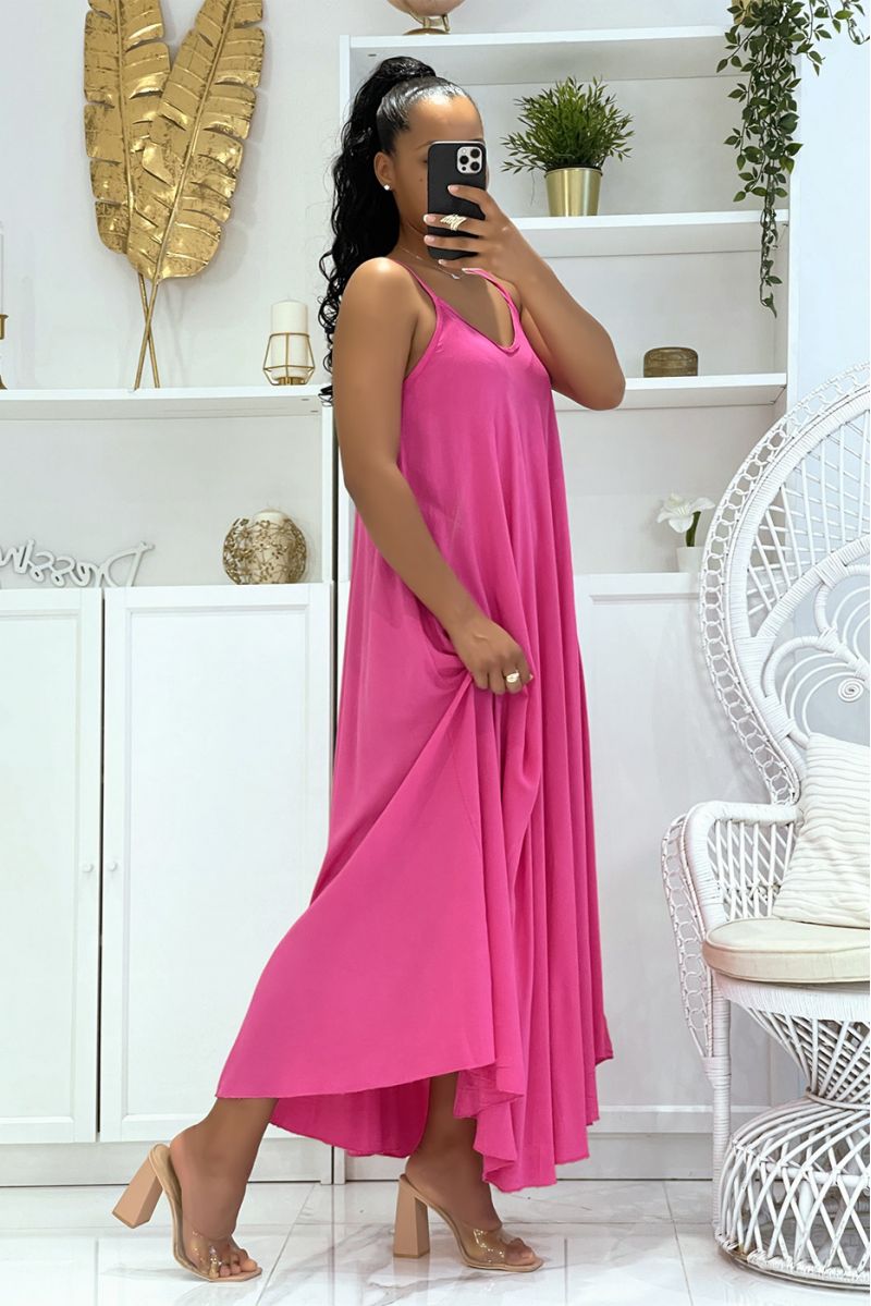 Long simple fluid and comfortable fuchsia dress with pretty thin straps and light neckline - 3