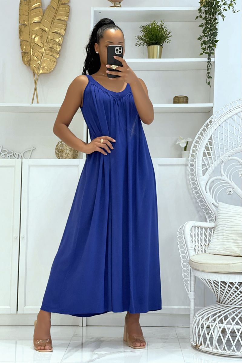 Long oversized royal dress with wide straps and openwork collar, both classic, trendy and comfortable - 2