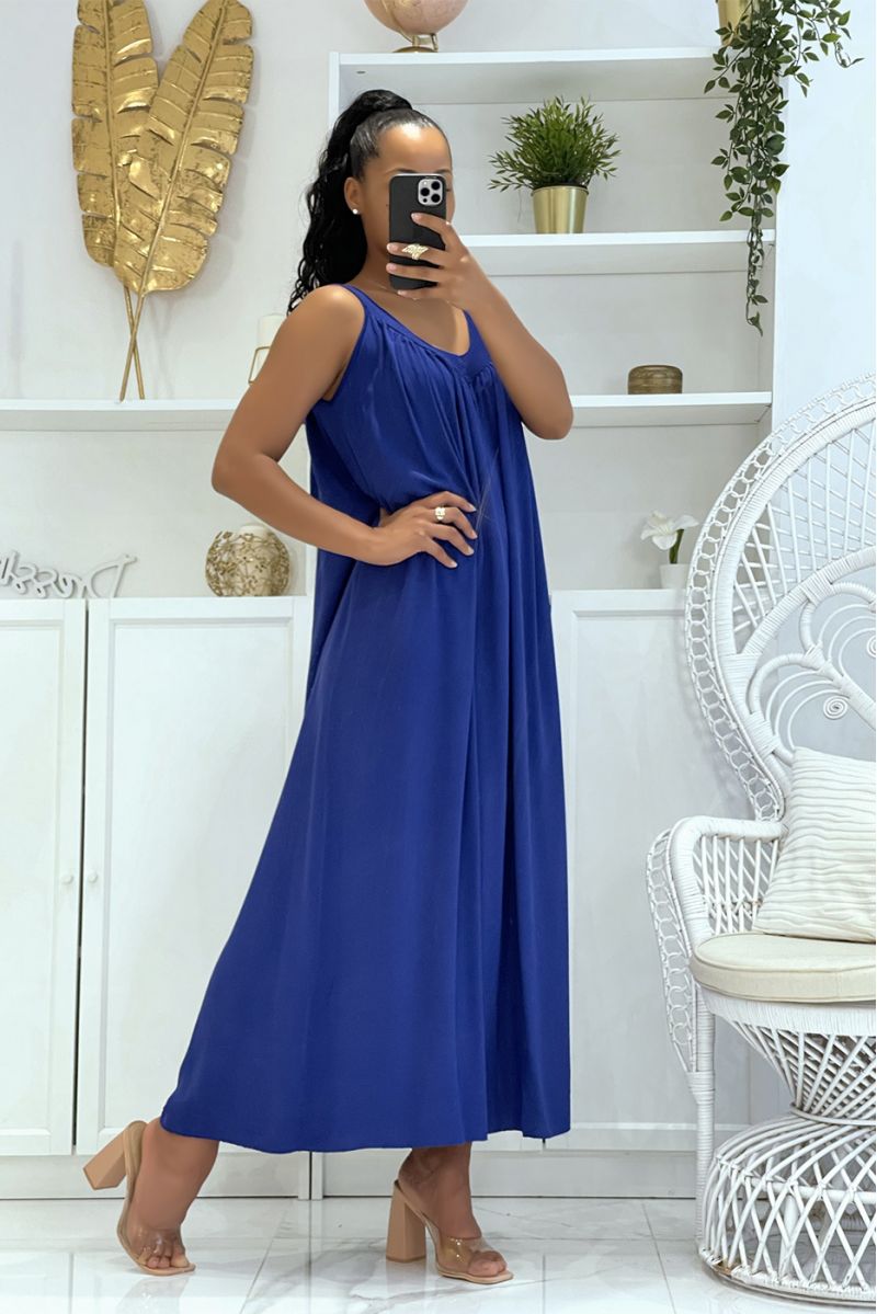Long oversized royal dress with wide straps and openwork collar, both classic, trendy and comfortable - 3