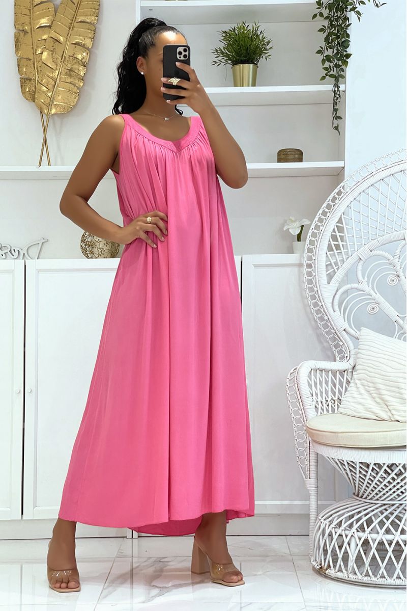 Lange oversized fuchsia jurk met brede bandjes en opengewerkte kraag, klassiek, trendy en comfortabel - 3