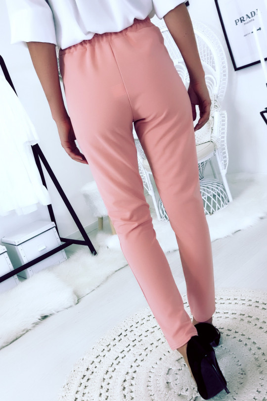 Pantalon cigarette rose avec poches et ceinture à nouer très fashion.1756 - 4