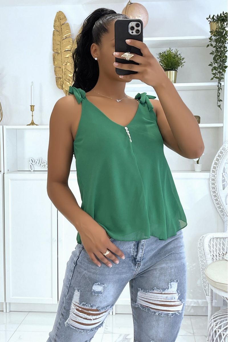 Groene tanktop met strik op de bandjes en kleine knoopjes op de borst - 3