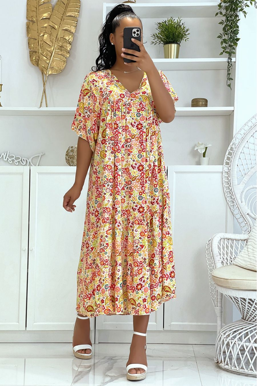 Long white dress with super trendy print of the season, loose and comfortable - 4