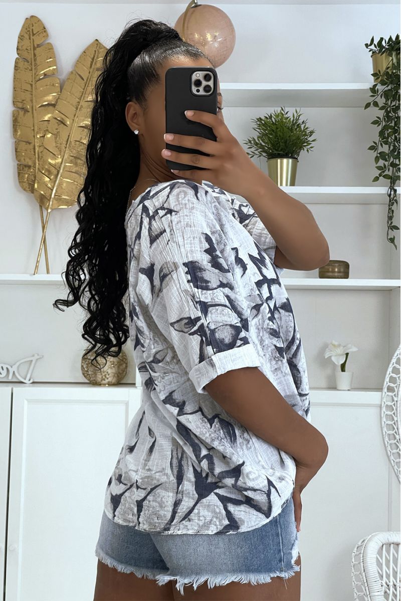 Oversized witte top van wijd en comfortabel katoen met bloemenpatroon en halflange mouwen - 2