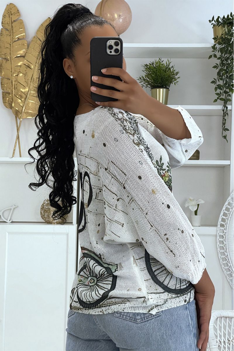 Loose-fitting white knit top with half-length sleeves and cat on a bicycle designs - 1