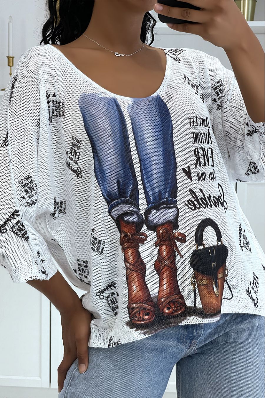 Loose white knitted top with half-length sleeves and woman's leg patterns in heels - 2