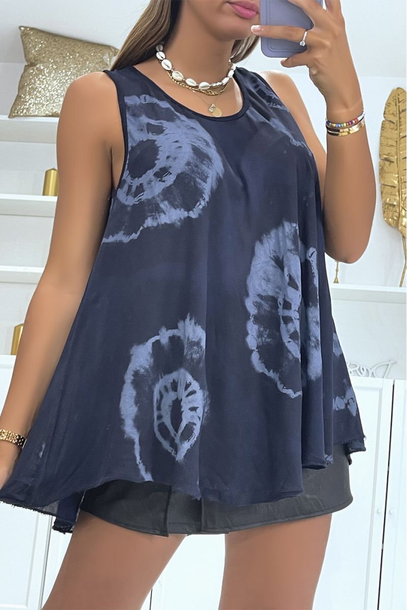 Navy tank top with original and trendy color scheme - 1