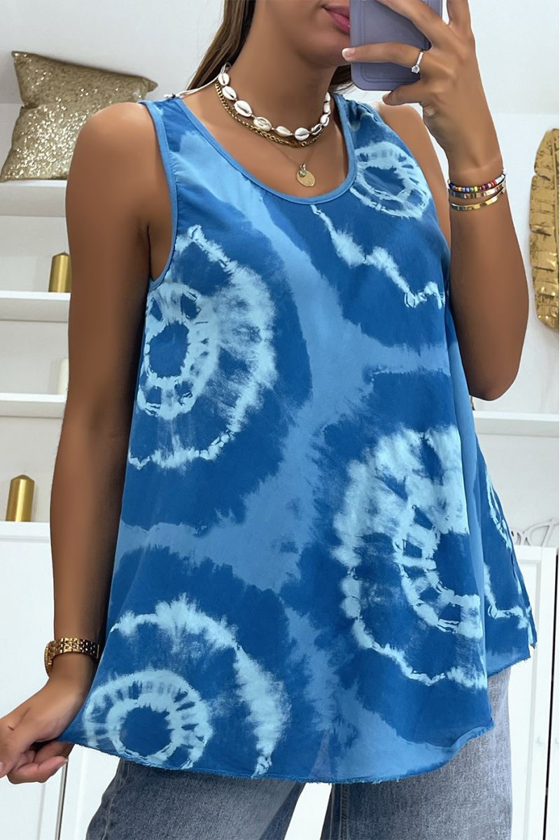 Turquoise tank top with original and trendy color scheme - 2