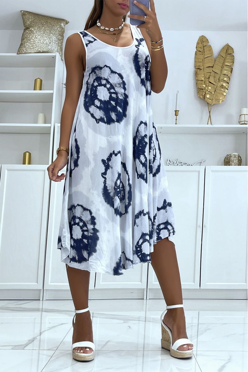 Mid-length white beach dress with trendy color scheme - 2