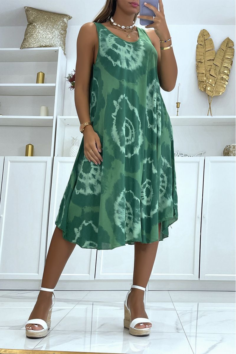 Mid-length green beach dress with super trendy color scheme - 1