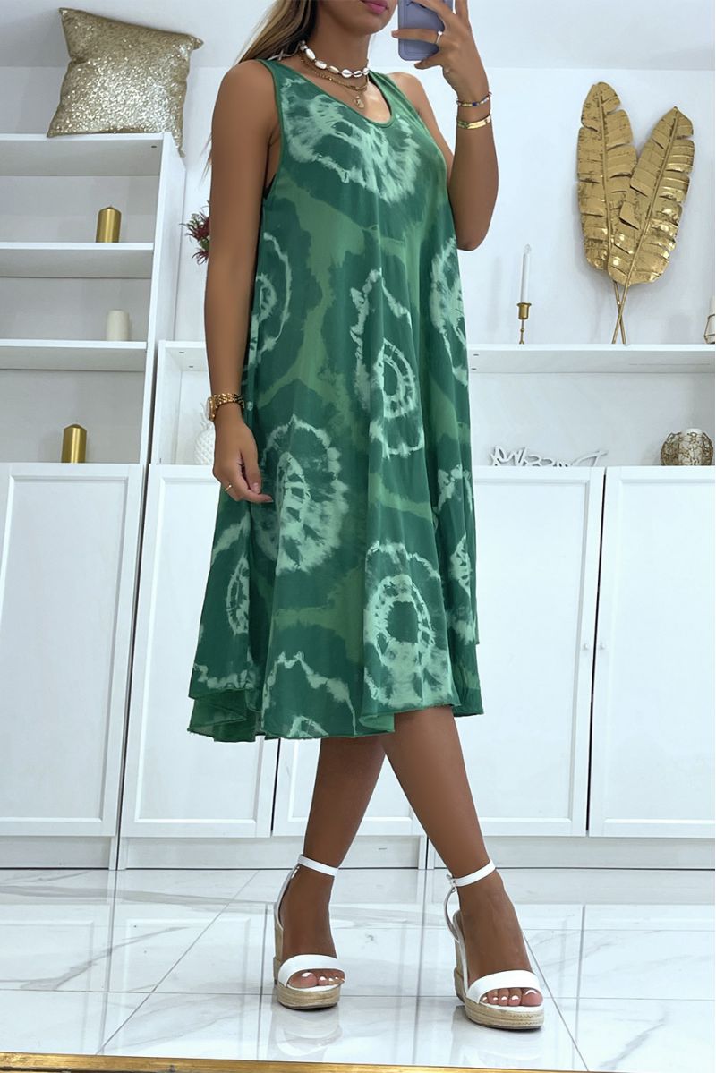 Mid-length green beach dress with super trendy color scheme - 3