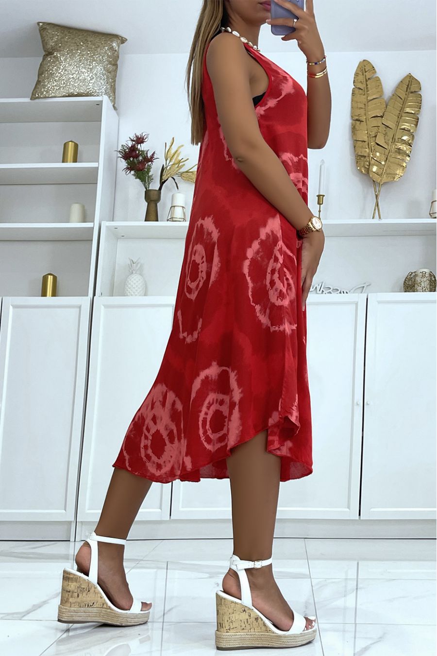 Halflange rode strandjurk met super trendy kleurenschema - 3