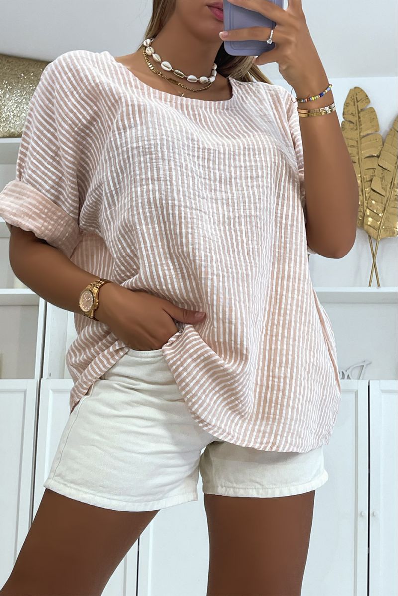 Loose pink striped top and timeless round neck adapts to all body shapes - 2