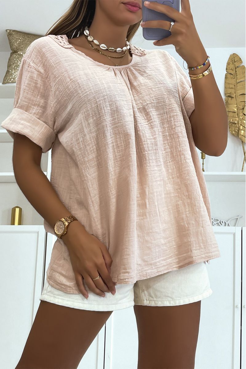 Loose pink cotton top with beautiful lace on the back and round neck - 1