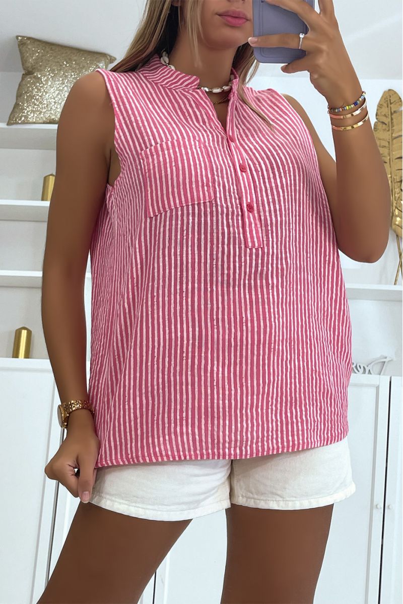 Fuchsia tank top with pocket stripes and small buttons on the ample and comfortable chest - 1