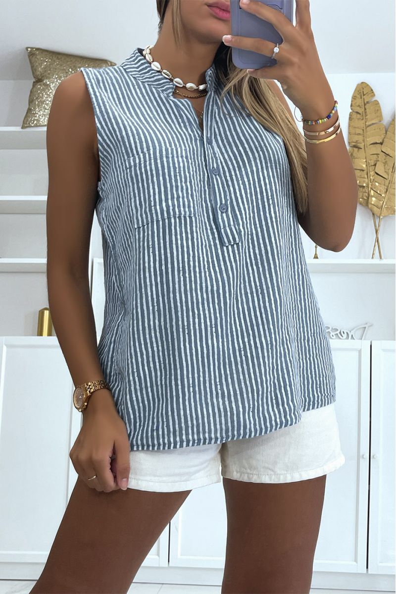 Indigo striped tank top with pocket and small buttons on the loose and comfortable chest - 1
