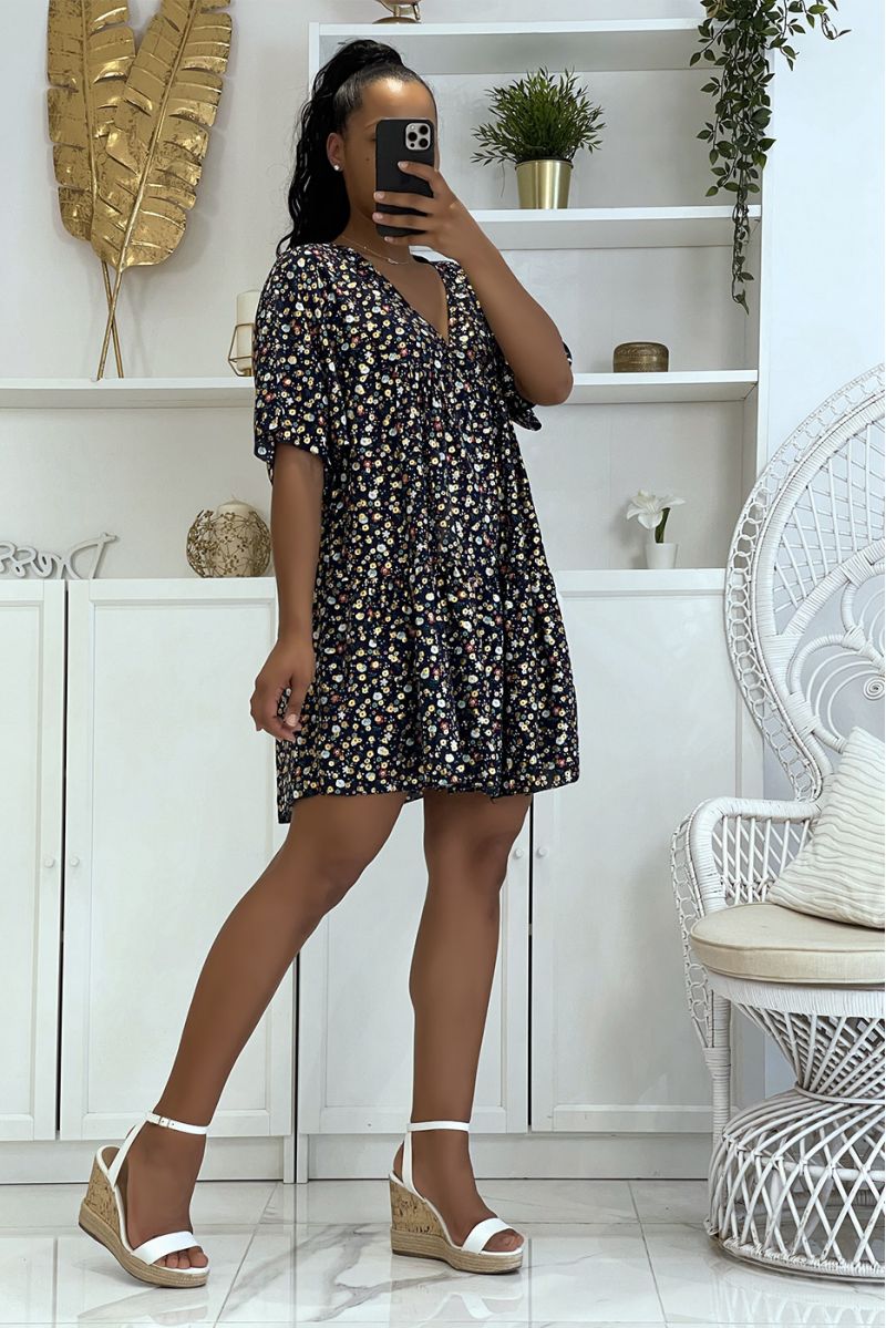 Navy floral tunic with half sleeve floral print and glamorous v-neck - 3