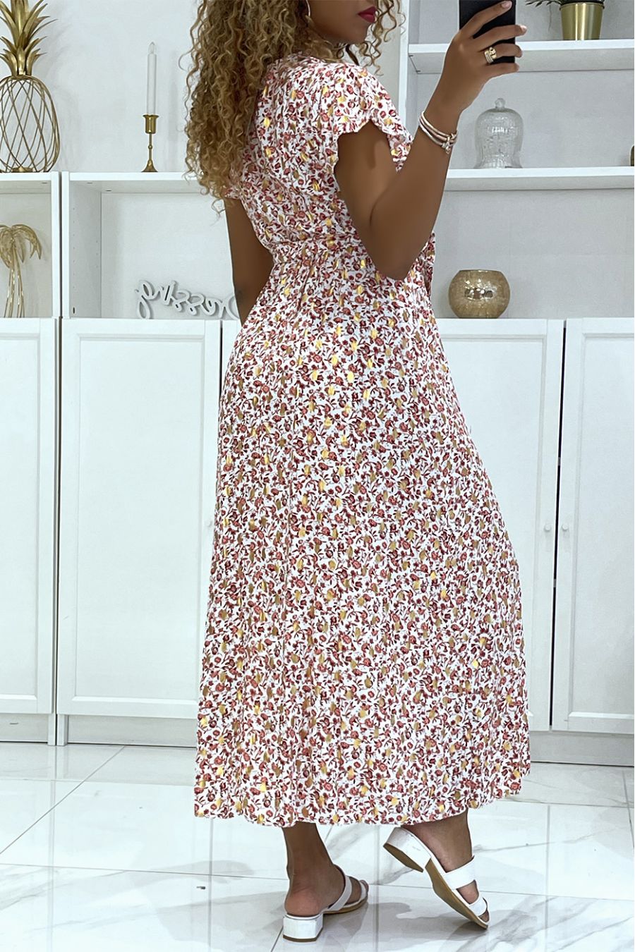 Magnificent long white wrap dress with pretty little flowers and sublime gilding - 4