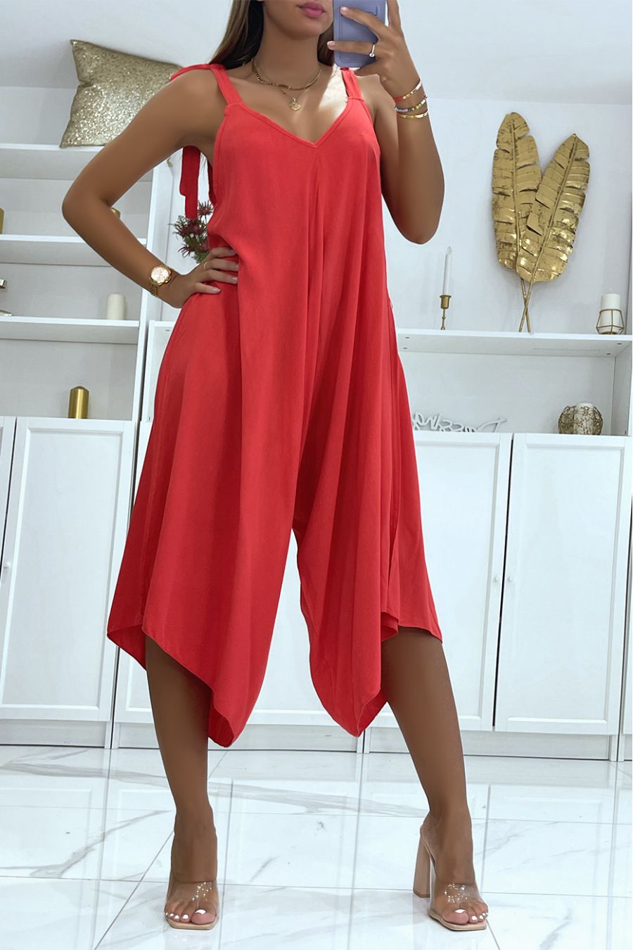 Vloeiende zomerjumpsuit in asymmetrische rode sarouel-stijl - 2