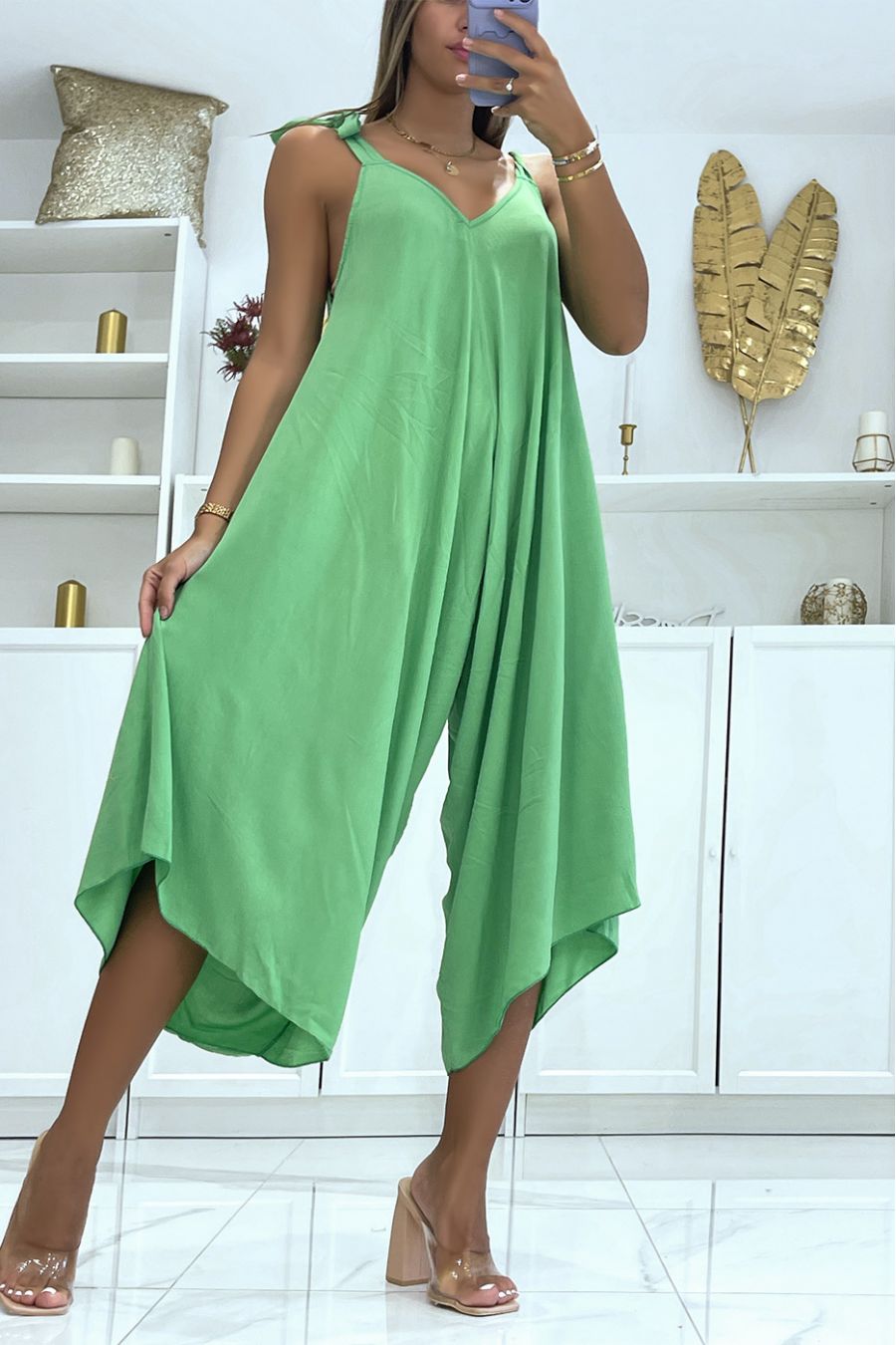Vloeiende groene asymmetrische zomerjumpsuit in haremstijl - 3