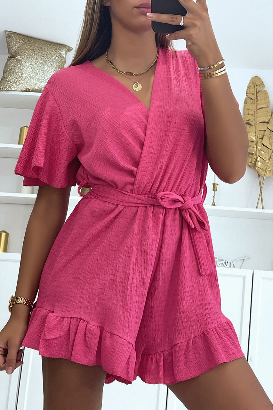 Vloeiende fuchsia playsuit met overslag en volant - 2