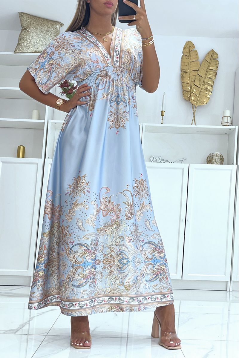 Long blue satin dress with bohemian pattern and V-neck - 3