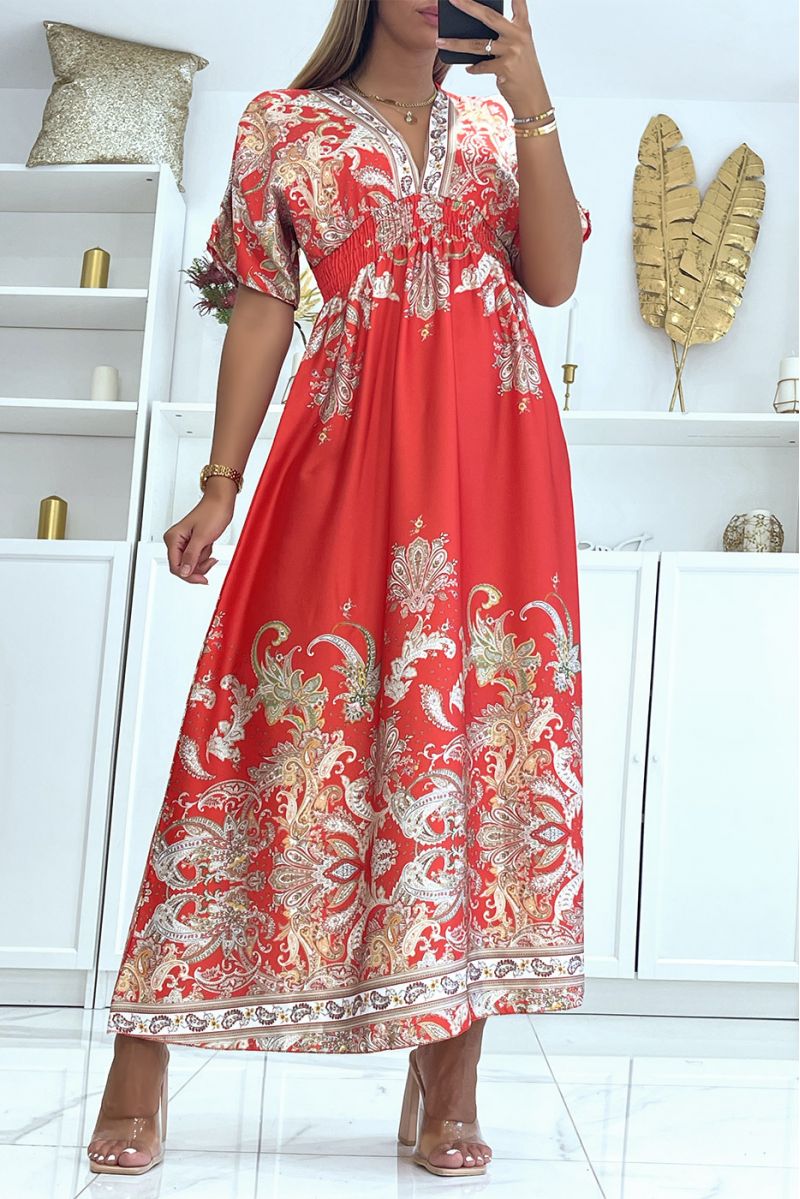 Long red satin dress with bohemian pattern and V-neck - 2