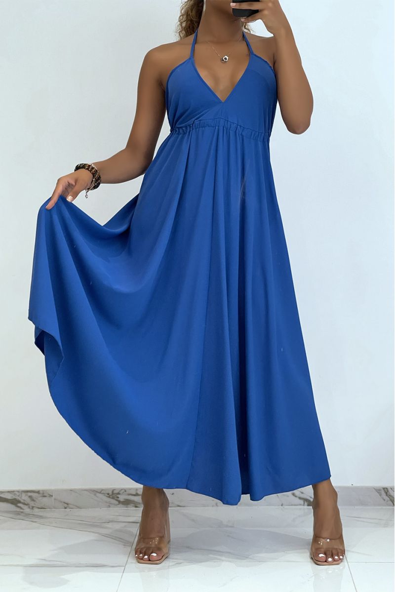 Effen koningsblauwe lange jurk met blote rug en driehoekige halslijn  - 2