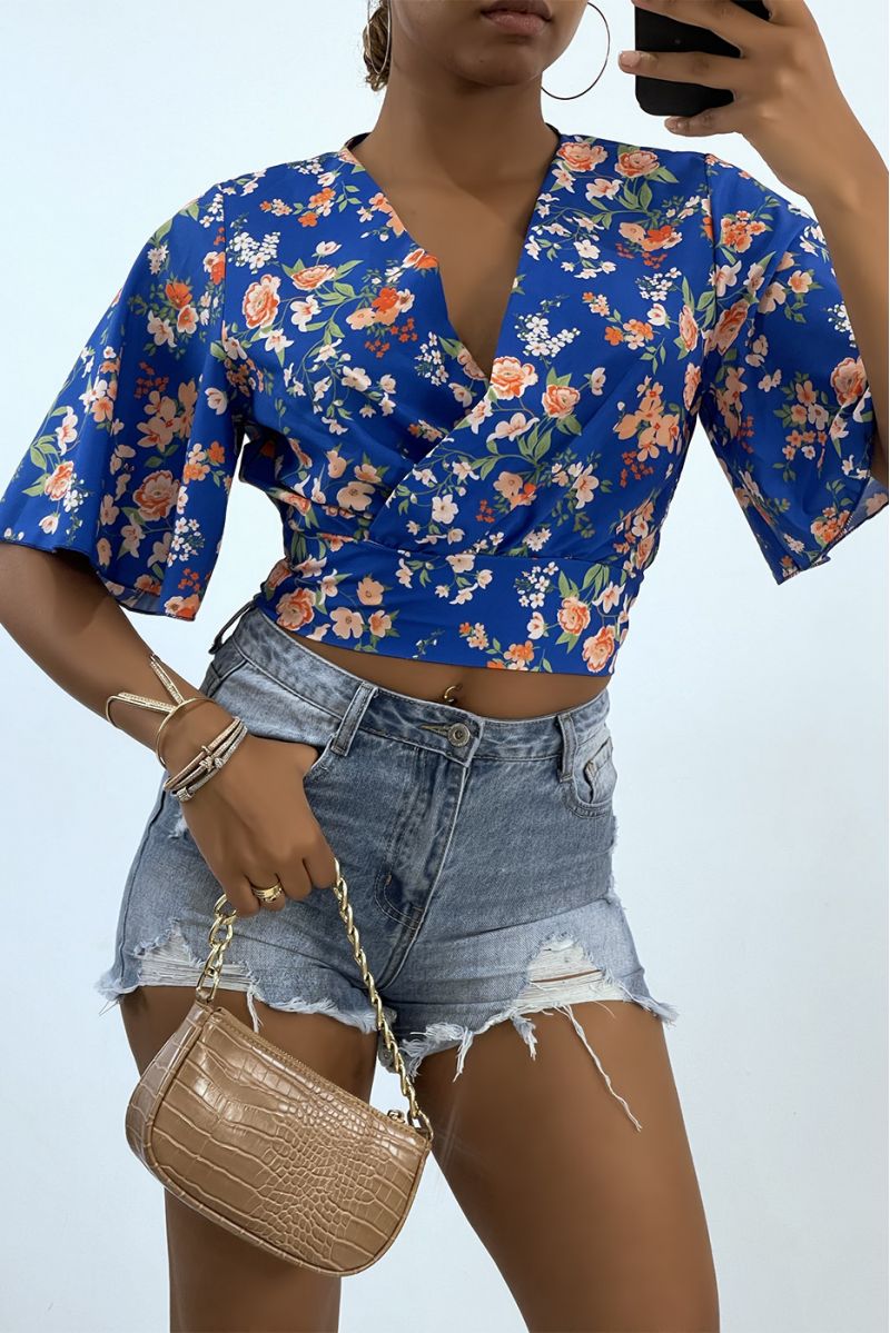 CaRhe-coeur koningsblauwe crop top met bloem en wijde mouwen - 2 CaRhe-coeur koningsblauwe crop top met bloem en wijde mouwen - 2