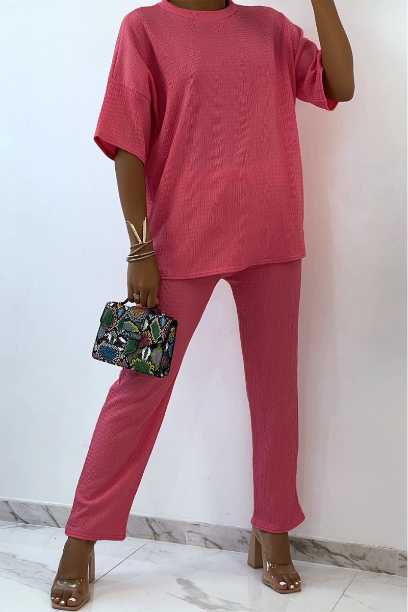 Light and comfortable pink set with round neck Tshirt and wide pants   - 1