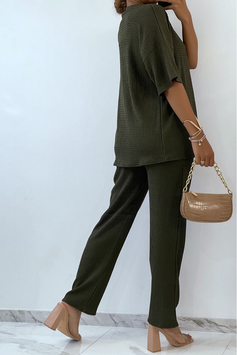 Light and comfortable khaki set with round neck Tshirt and wide pants   - 4