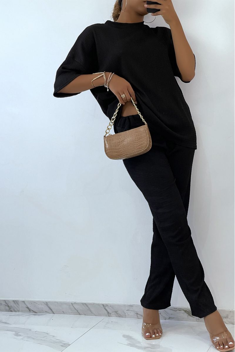Light and comfortable black set with round neck Tshirt and wide pants - 2