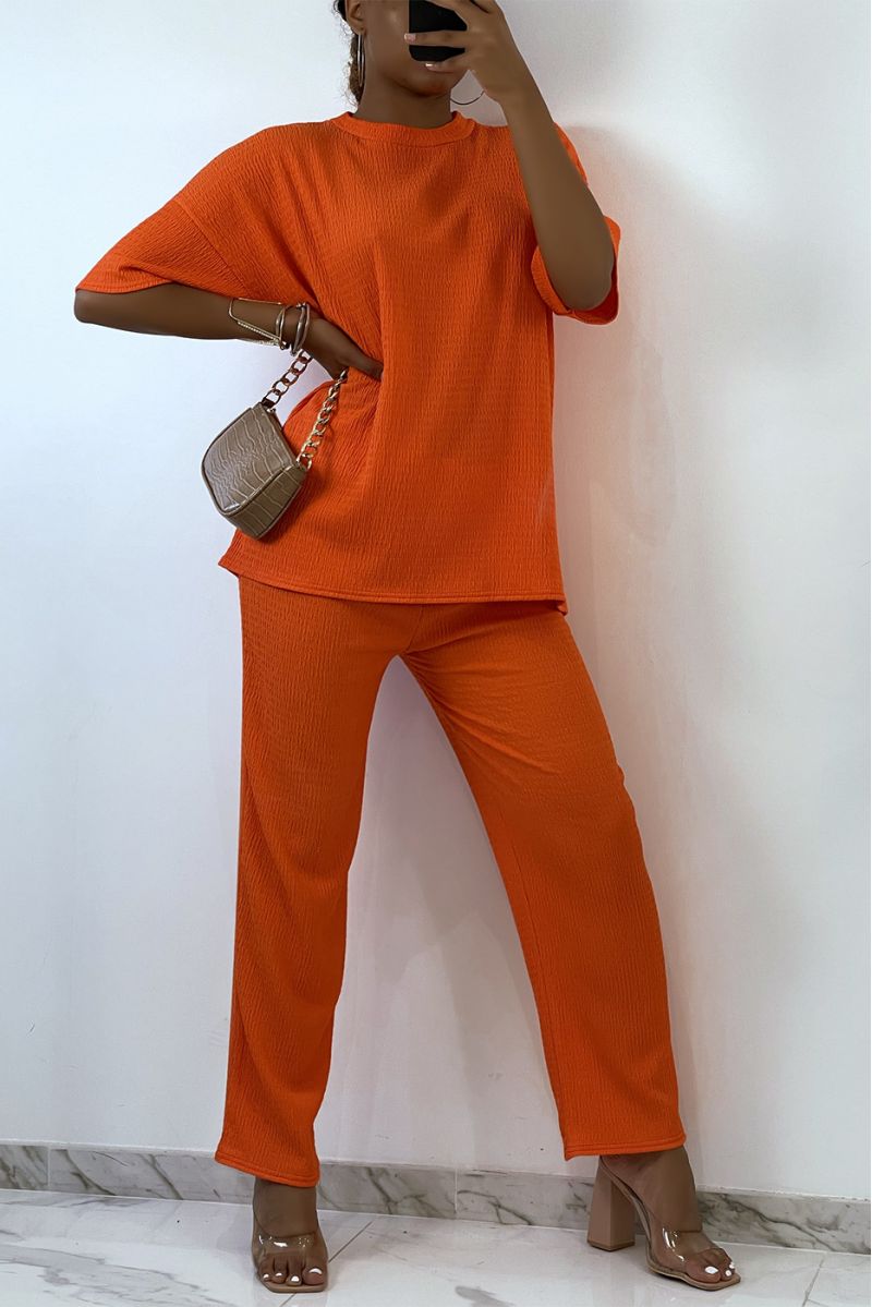 Light and comfortable orange set with round neck Tshirt and wide pants   - 4