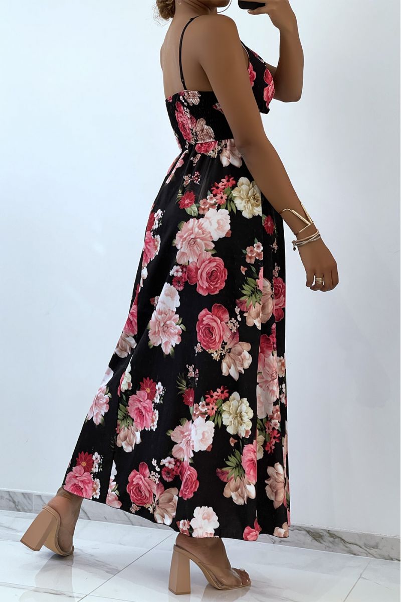Long black floral dress with triangle neckline - 3