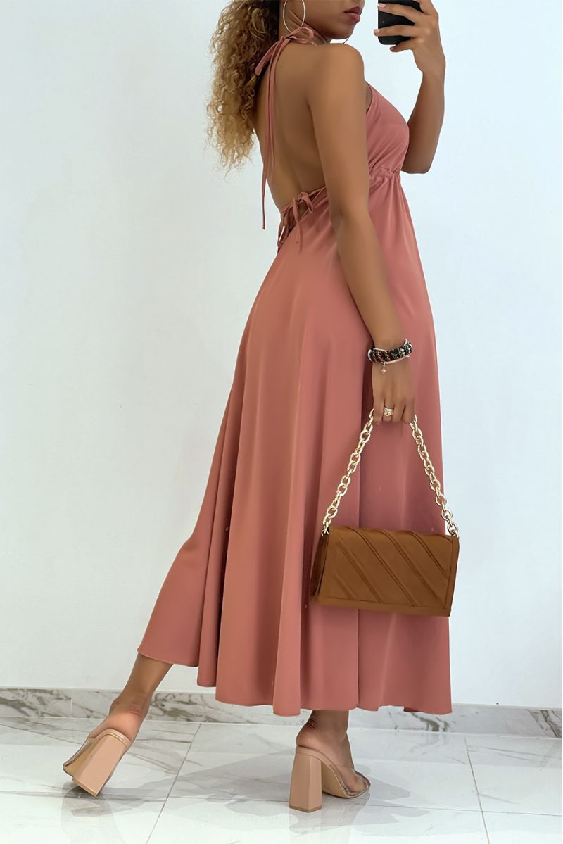 Plain old pink long dress with bare back and triangle neckline  - 4