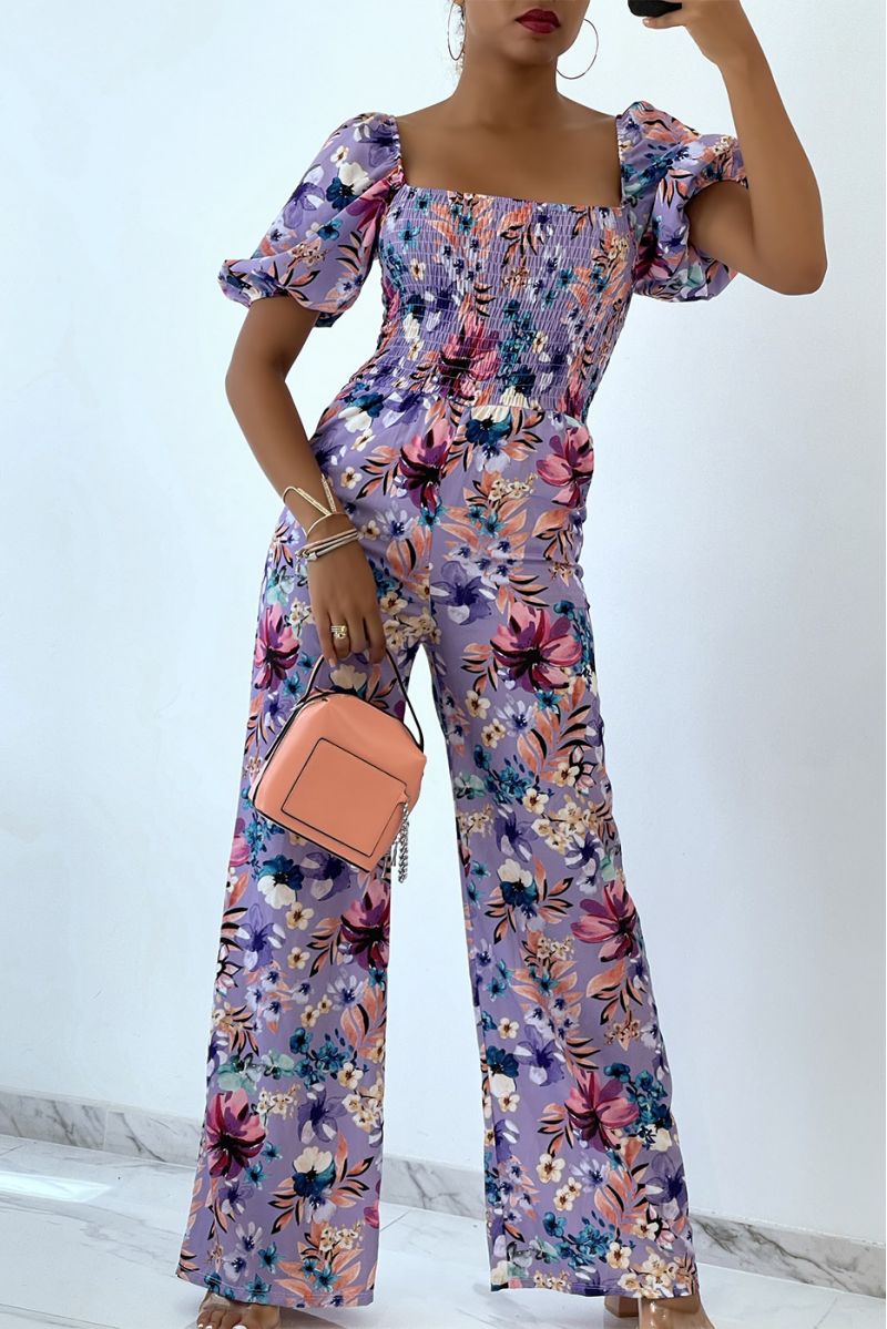 Gebloemde lila jumpsuit met bell bottoms en strapless top met elastische borst, essentieel voor de zomer - 2