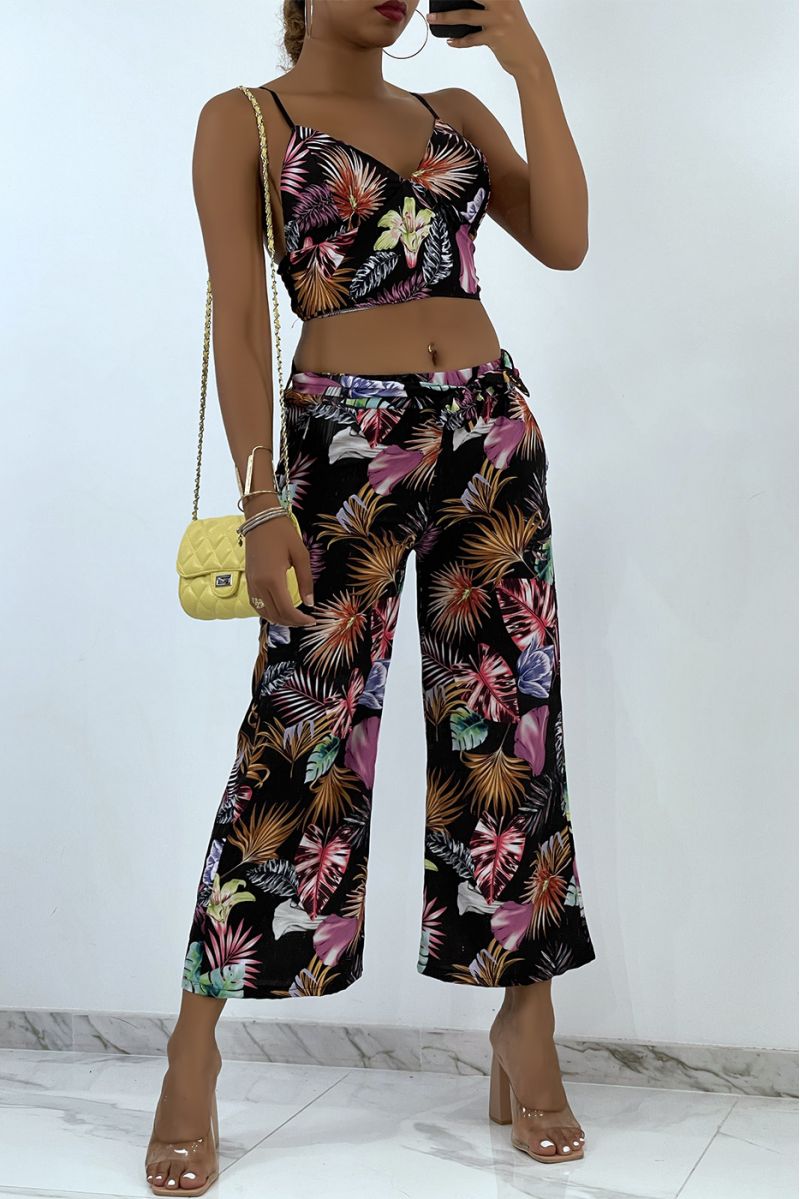 Fluid black set with foliage print crop top with V-neck bustier and thin straps and cropped trousers - 1