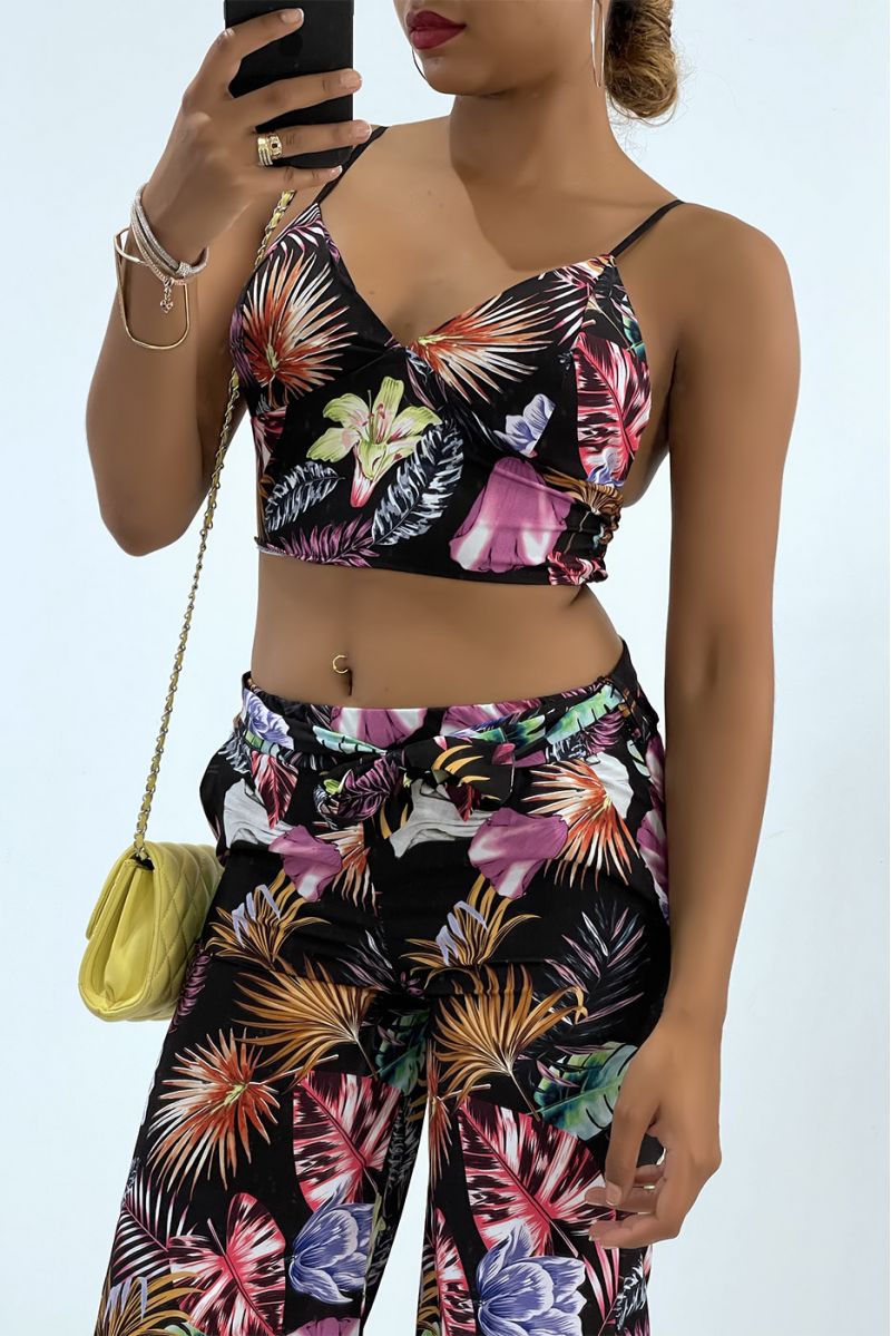 Fluid black set with foliage print crop top with V-neck bustier and thin straps and cropped trousers - 3