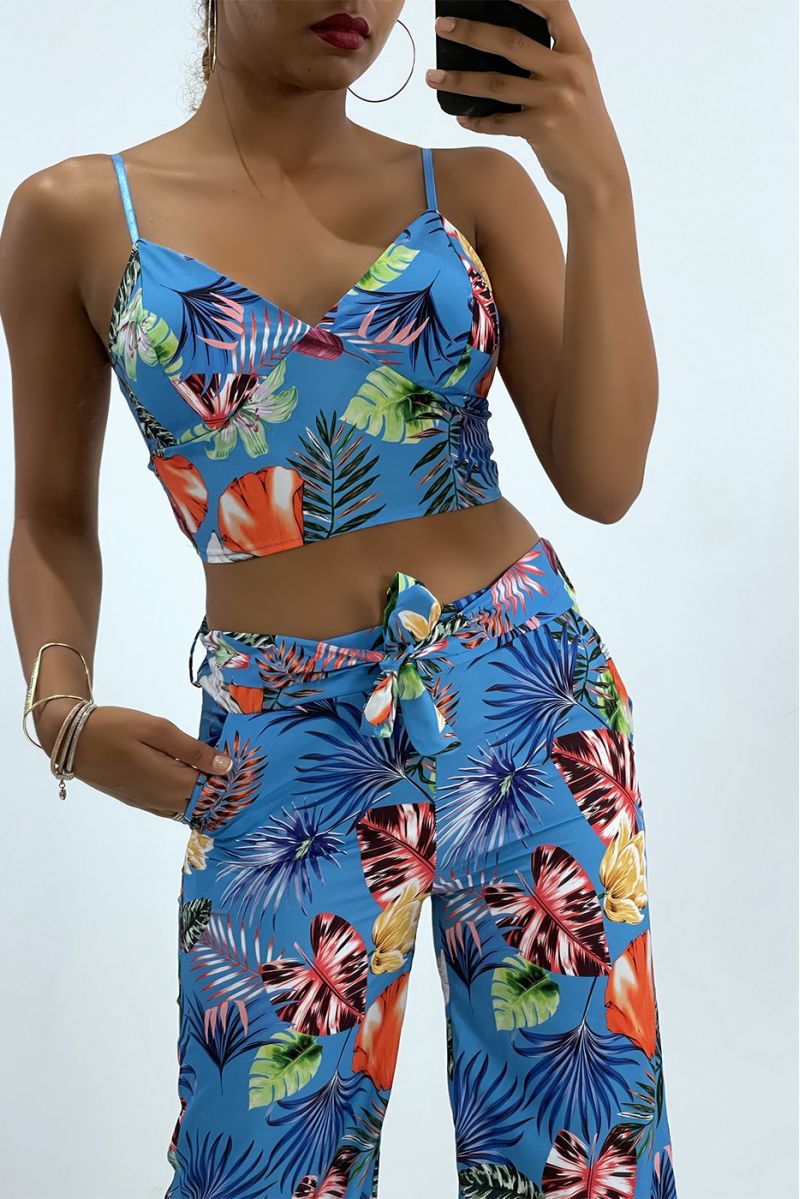 Fluid turquoise set with foliage print crop top with V-neck bustier and thin straps and cropped trousers - 2