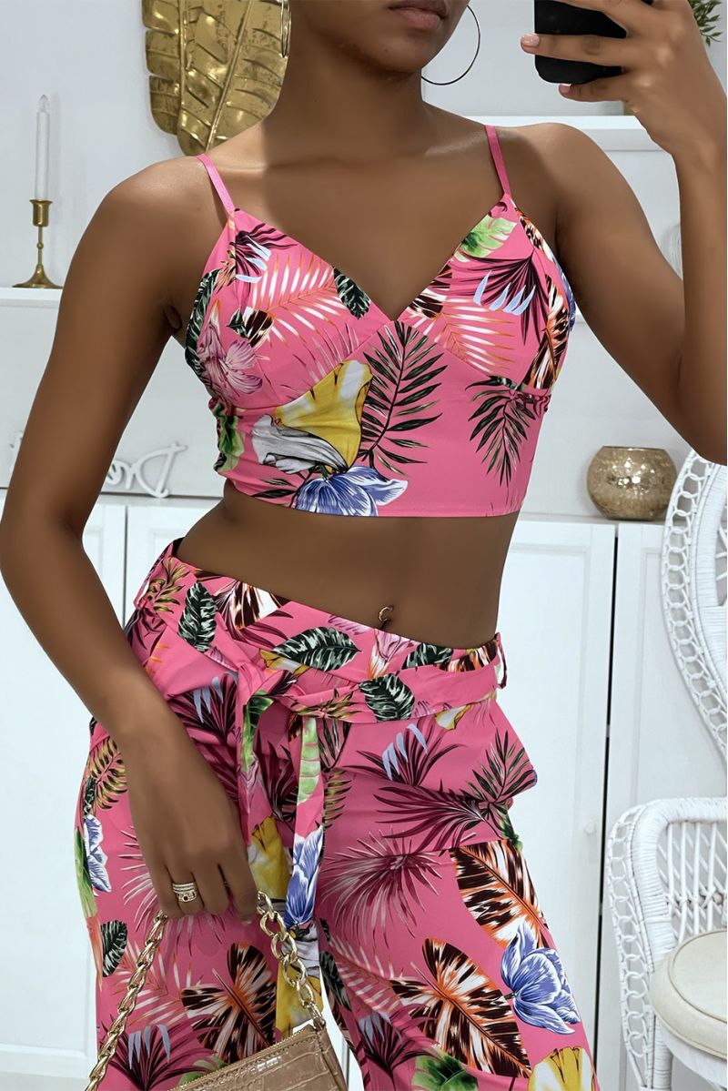 Fluid pink set with foliage print crop top with V-neck bustier and thin straps and cropped trousers - 4