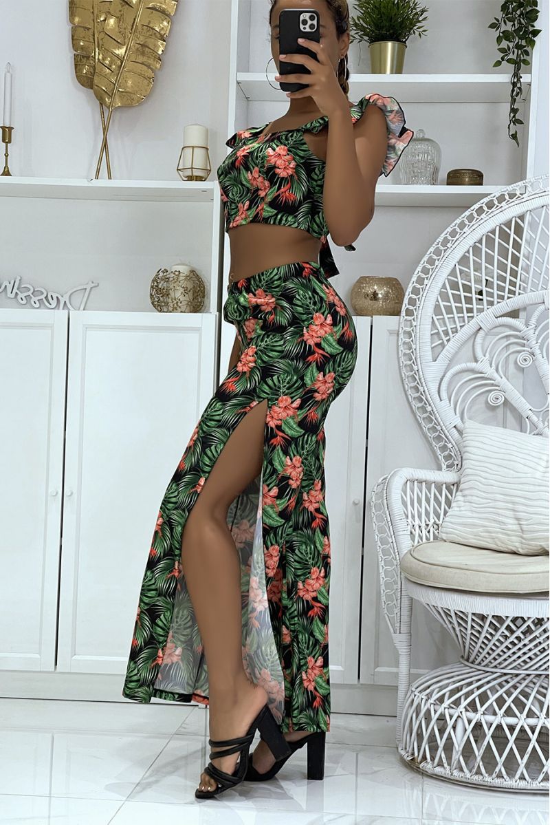 Magnificent black floral set, bell bottom pants with slits on the sides and crop top that ties at the back - 4