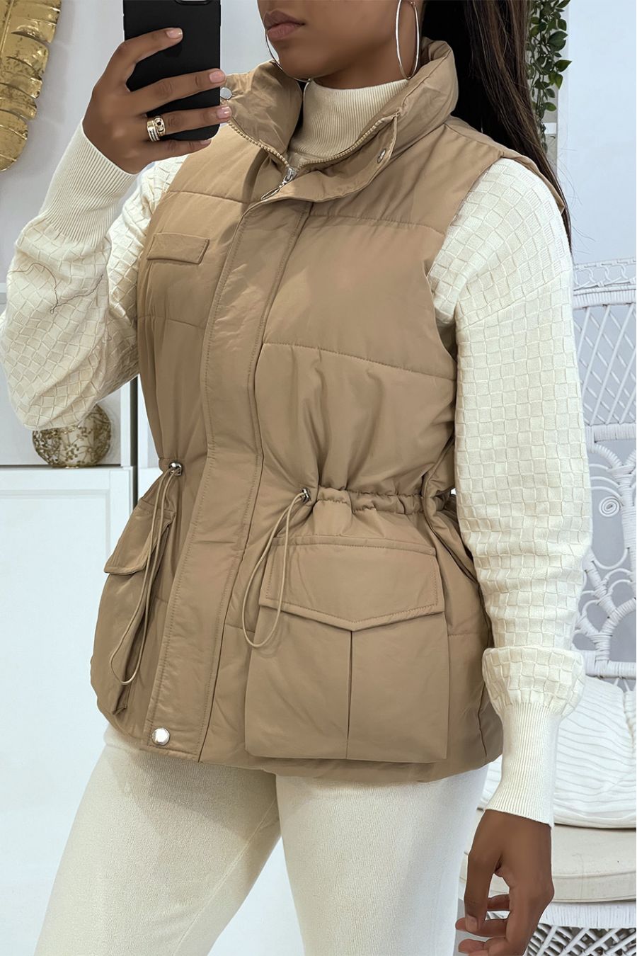 Camel sleeveless puffer jacket with high collar, pretty gold buttons and large sleeves - 5
