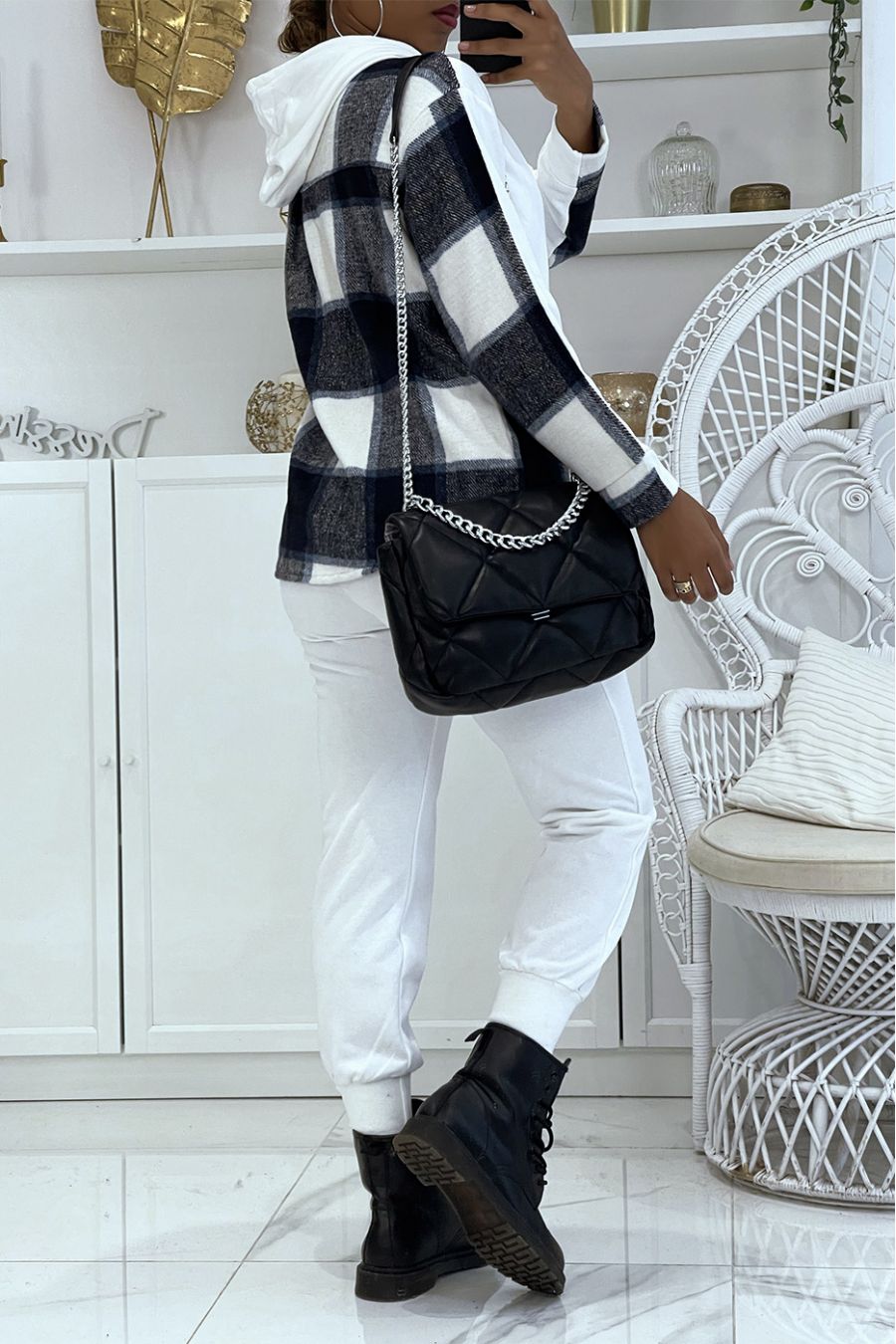 Witte joggingset met push-effect broek en lief 2 in 1 op trendy geruit overhemd - 4