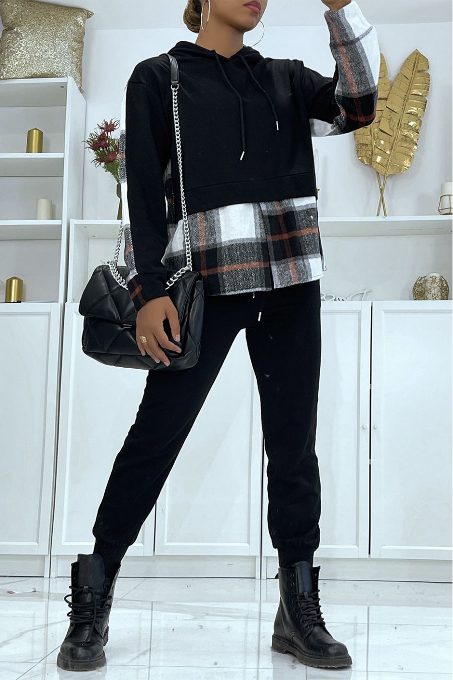 Zwarte joggingset met push-effect broek en lief 2 in 1 op trendy geruit overhemd - 2