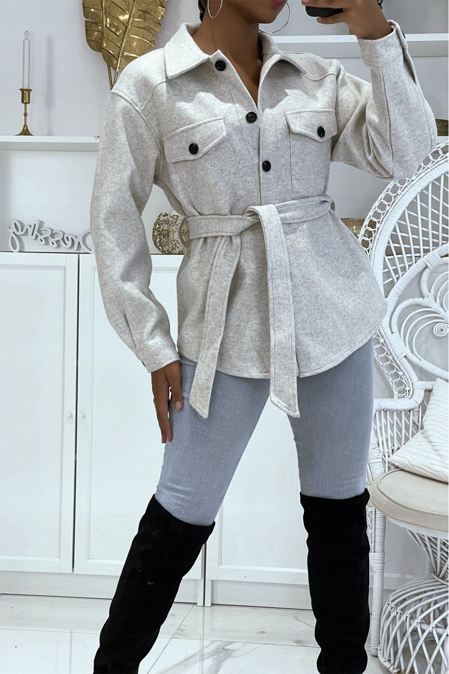 Mid-length soft beige jacket with buttons and belt at the waist very chic and trendy - 3