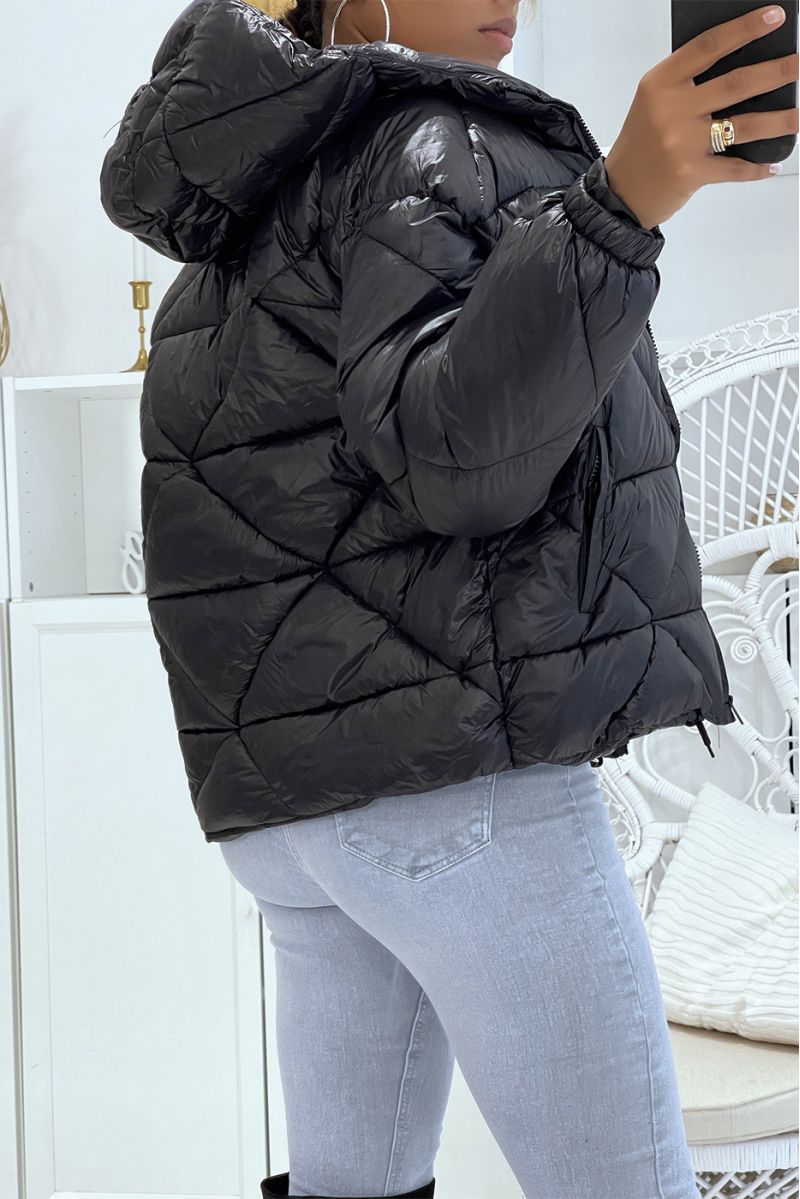 Black puffer jacket with hood in triangular relief, light and warm, essential for winter - 3