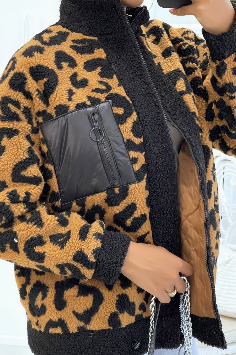 Black oversized fluffy jacket with large leopard print and faux leather pocket - 3