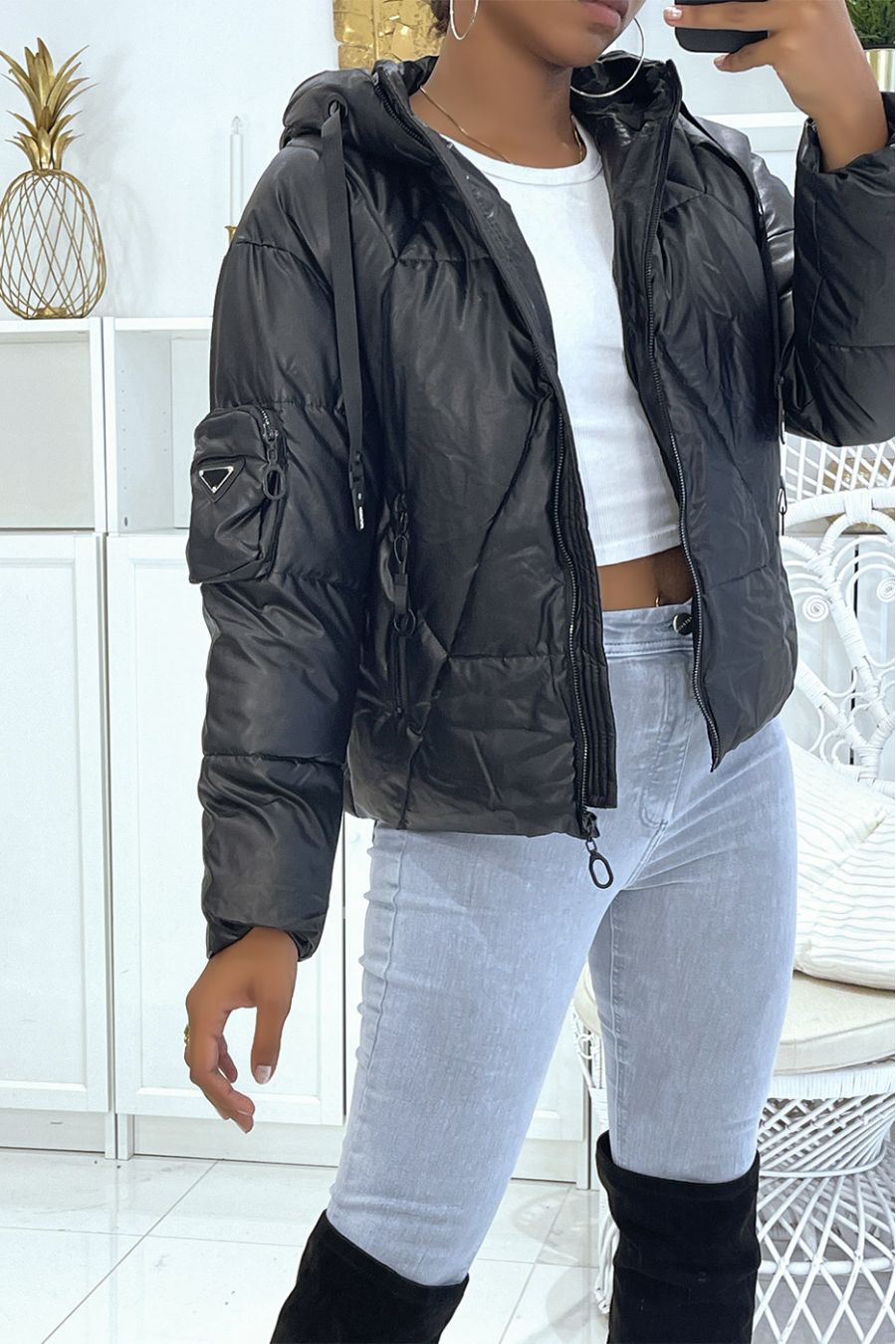 Subliem luxe geïnspireerd dik kunstleer zwart donsjack met zakken en capuchon - 2
