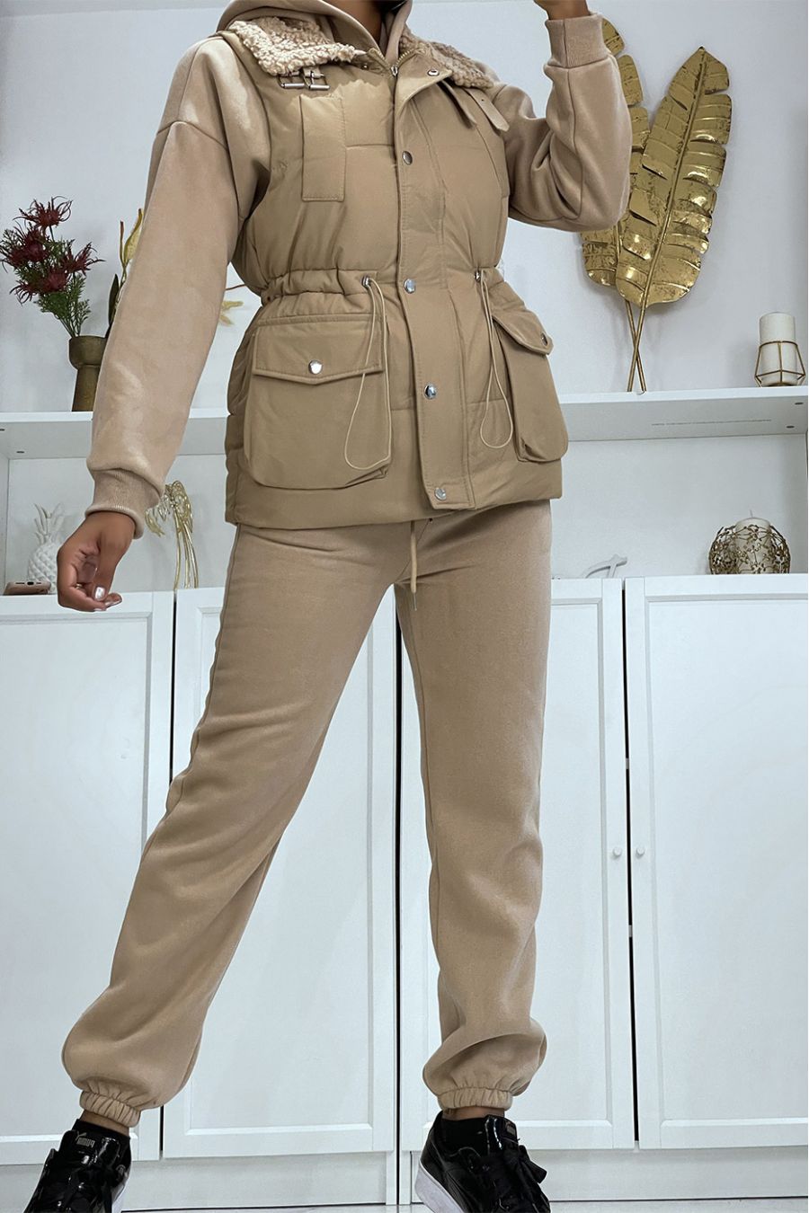 3-piece set of very thick sleeveless down jacket and sweatpants in taupe - 4